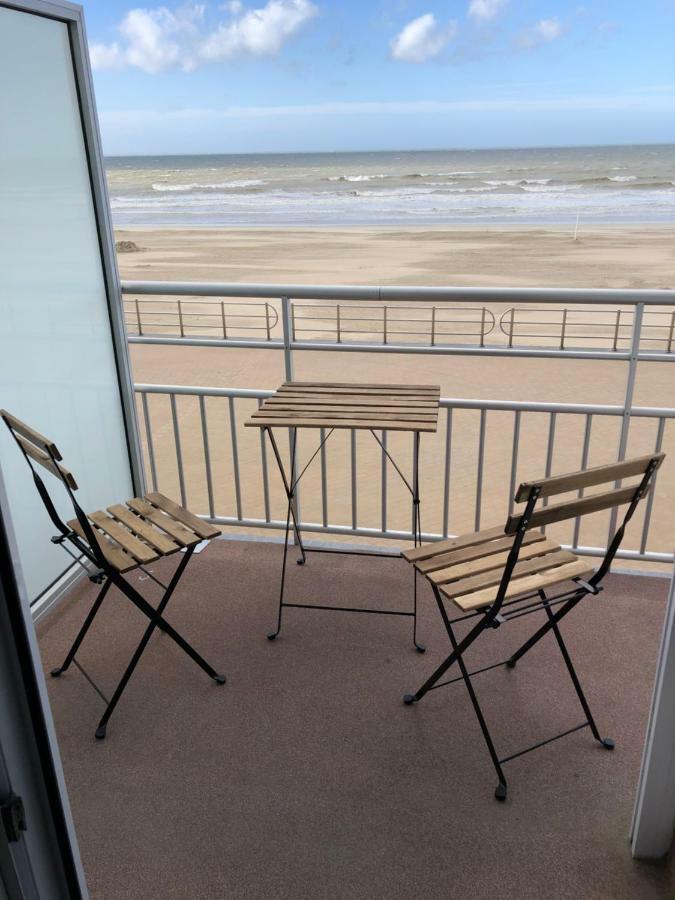 Zeekant Middelkerke Esterno foto